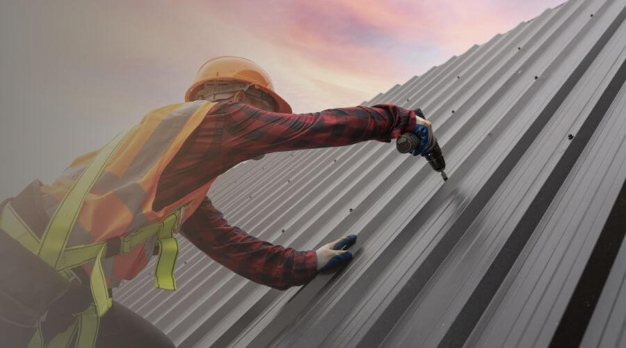 Professional gutter cleaning in Olustee, OK